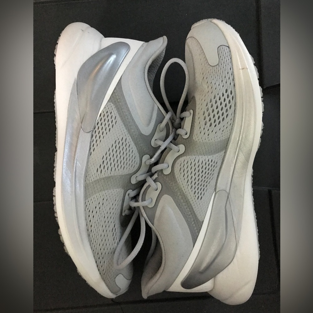 Lululemon Blissfeel Runners